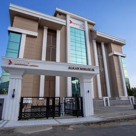 Loovox ホテル アランヤ