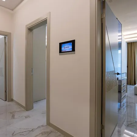 Loovox ホテル アランヤ